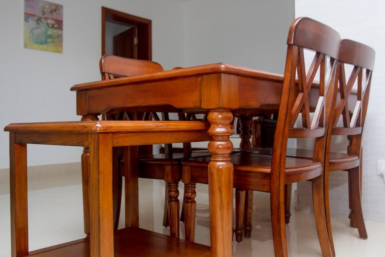 Lark Hotel Darüsselam Dış mekan fotoğraf